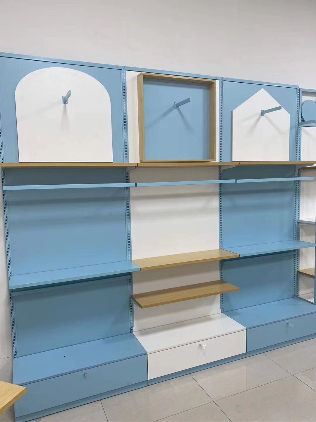 钢木展示柜
